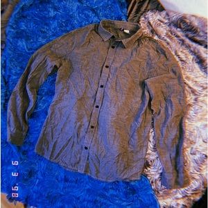 Lightweight Grey Button-Down Shirt. H&M/Divided Size S